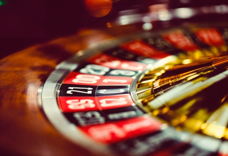 Visualisasi sistem tier VIP yang menampilkan tingkat keanggotaan dan manfaat eksklusif